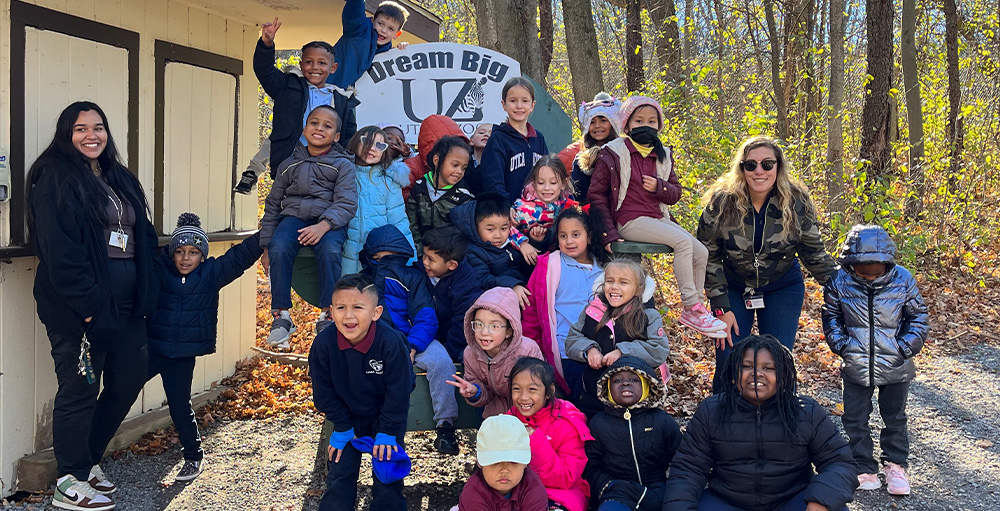 Utica Academy of Science 1st Graders Take Field Trip to Utica Zoo